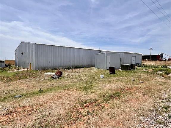 4th image of 11962 N 2280th Rd