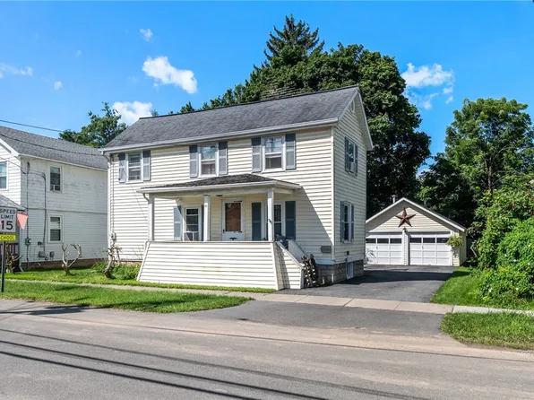 86 Washington St, Waterloo, NY 13165