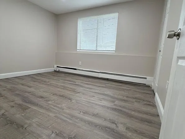 169 Aiken Ave #8, Lowell, MA 01850