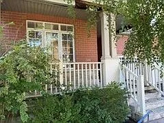 4 bed, $3,895 — Photo 2