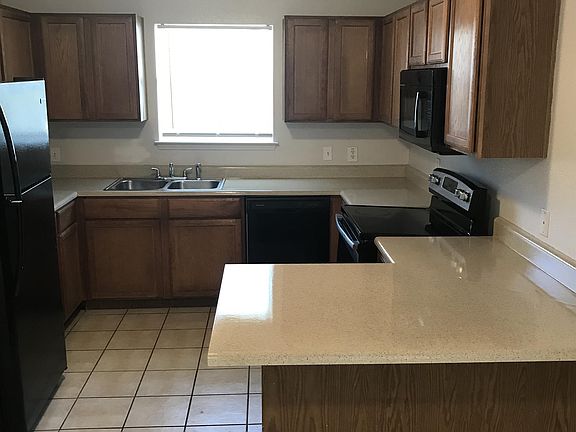 3rd image of 8507 Wyatt Dr