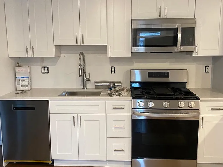 165 W Squantum St #1L — Photo 1