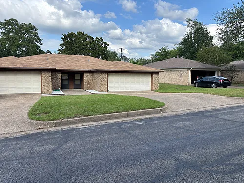 4604 Edinburgh Dr #4604 Photo 1