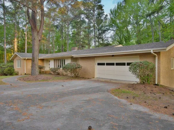 110 Omega Rd, Henderson, NC 27536