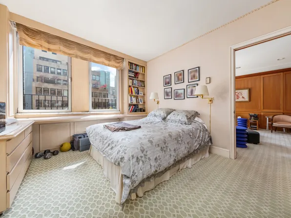 465 Park Avenue image 17 of 38