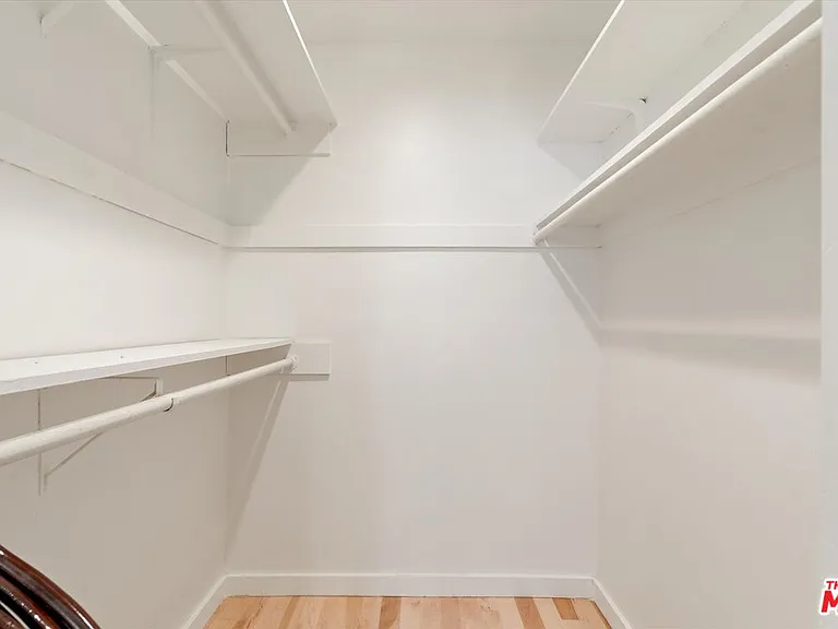 2921 10th St #3 — Photo 16