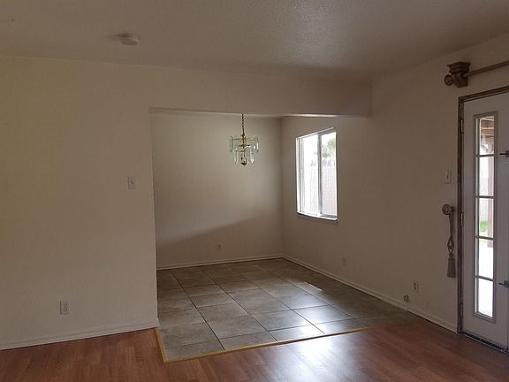 5th image of 1216 S Lillian Dr