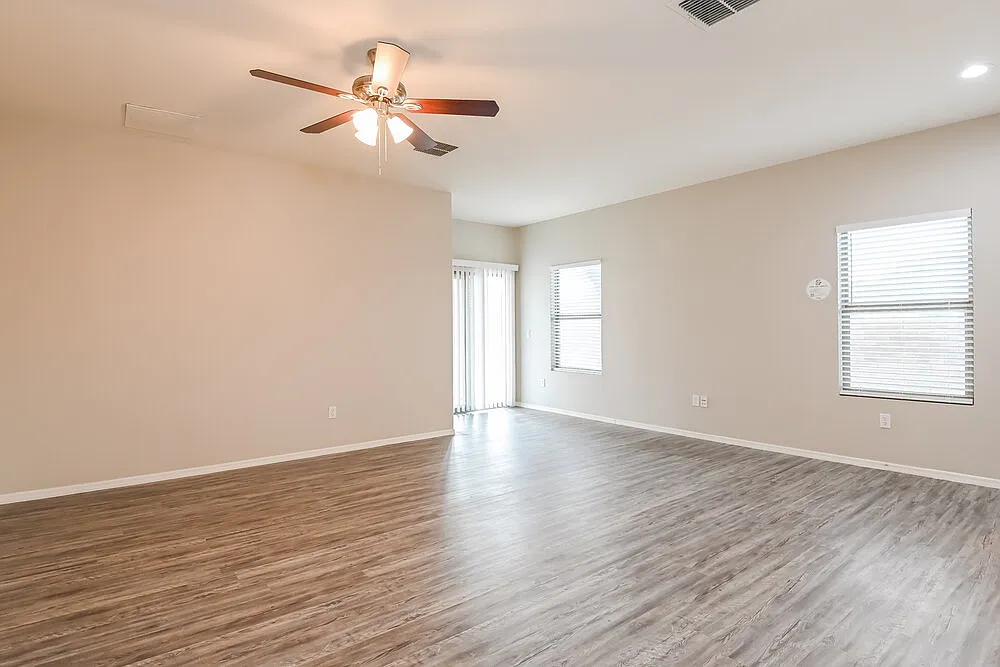 3 bed, 2.0 bath, 1532 sqft, $1,935 — Photo 4