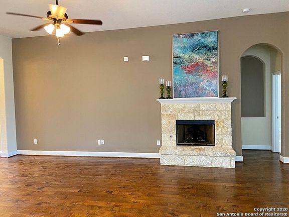 4th image of 326 Wauford Way