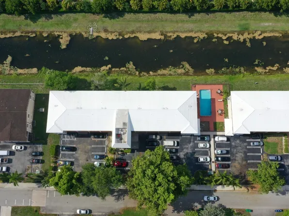 8821 NW 38th Drive #205A, Coral Springs, FL 33065