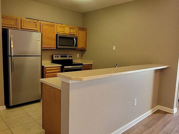 4th image of 8227 Lobster Bay Ct Unit 203