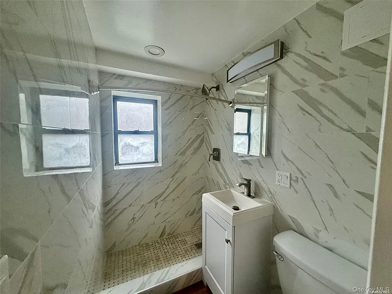 470 E Broadway #A8 — Photo 10