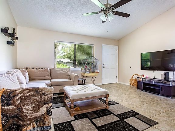 4th image of 1523 Faircloth Ct