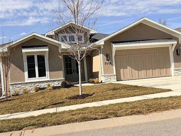 5th image of 7238 Richards Dr