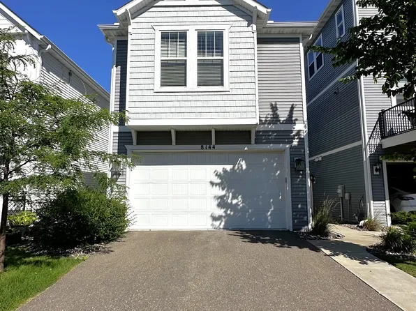 8144 Central Park Way N, Maple Grove, MN 55369