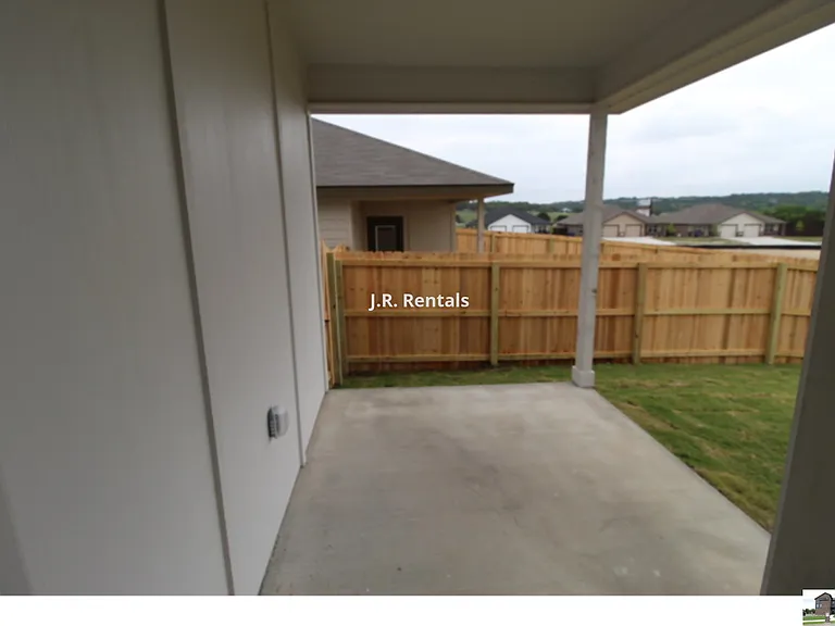 227 Green Valley Dr — Photo 22