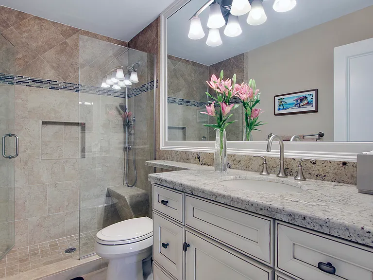 820 Club Dr — Photo 15