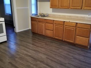 337 3rd Ave #2NDL, Woonsocket, RI 02895