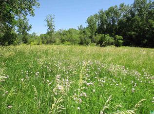 4933 Military Rd, Sioux City, IA 51103