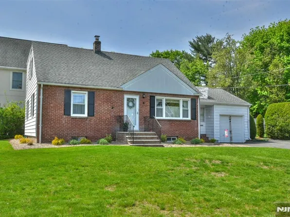 3 Wilson Ter, Waldwick, NJ 07463