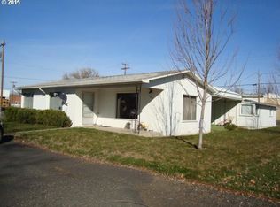 325 E Currant St, Athena, OR 97813