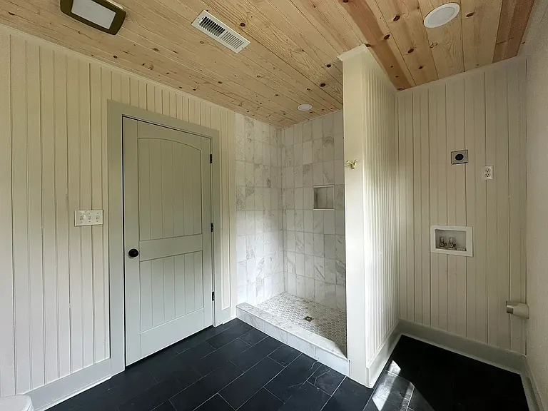2531 Wecco St — Photo 14
