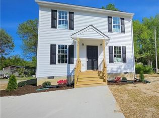 306 N West Ave, Blackstone, VA 23824