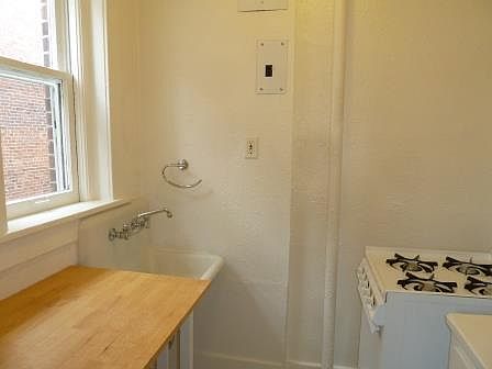 5th image of 1225 E 14th Ave APT 1