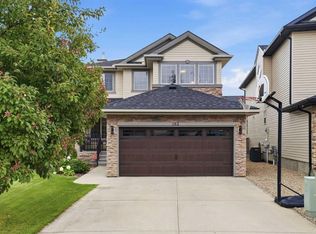 182 W Kincora Park NW, Calgary, AB T3R 1L2