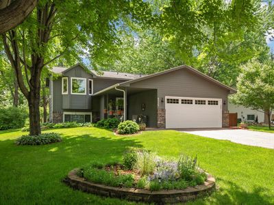 8553 Chanhassen Hills Dr S, Chanhassen, MN, 55317