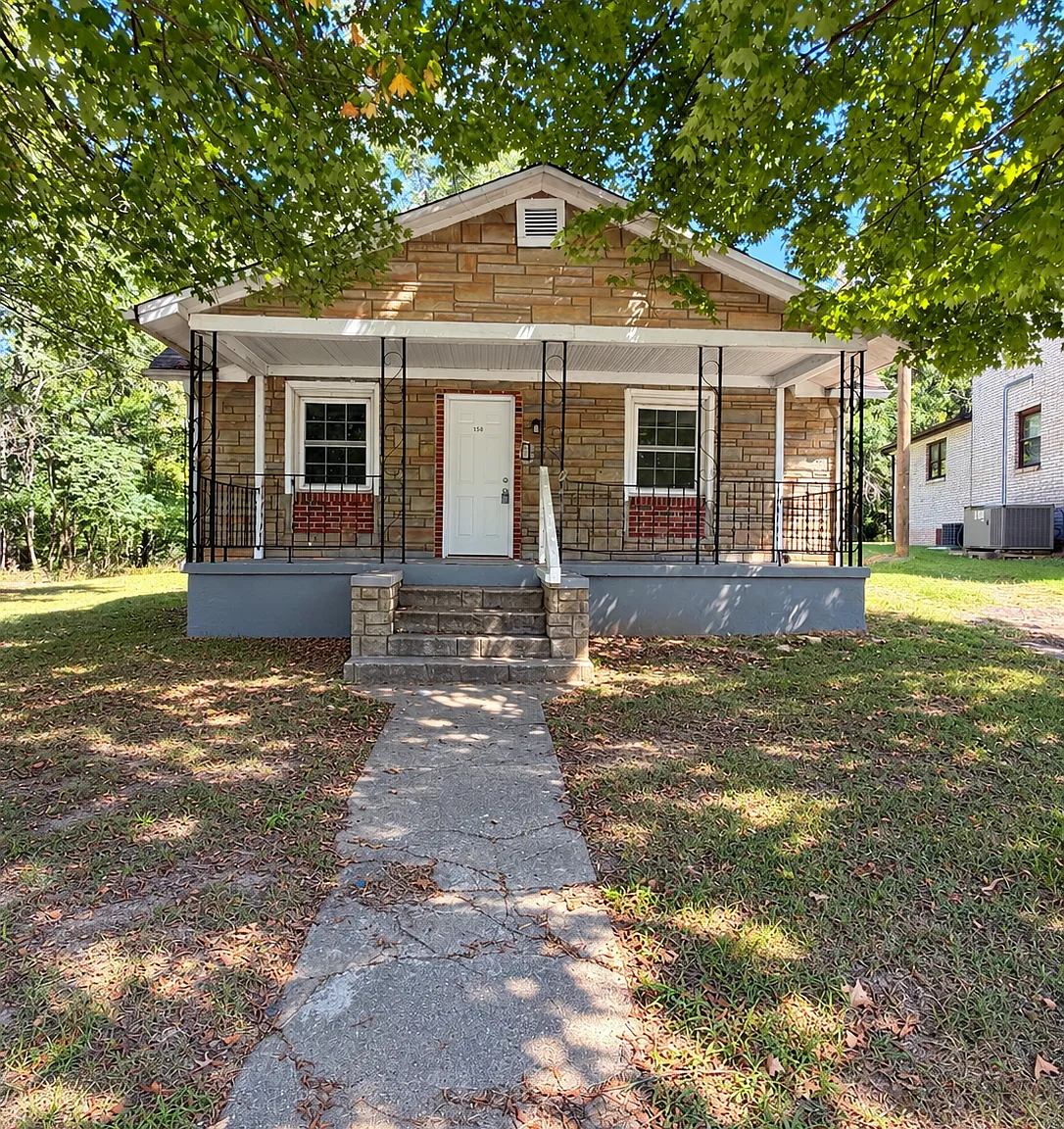 2 bed, 840 sqft, $800 — Photo 1