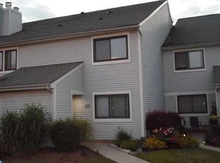 406 Independence Dr, Harleysville, PA 19438