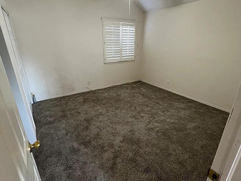 7753 Plaza Azul Rd — Photo 21