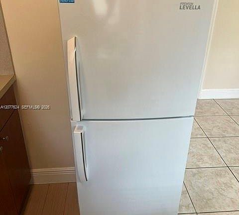 4th image of 698 NE 85th St APT 3
