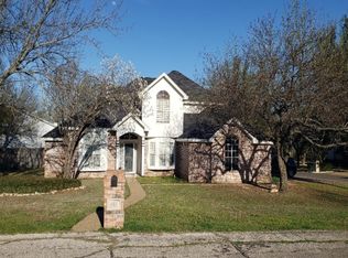 501 Comanche Dr, Waco, TX 76706