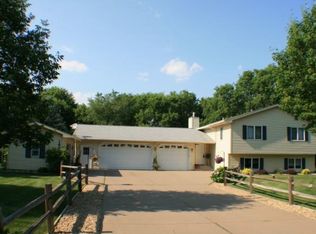 16800 2nd St N, Lakeland, MN 55043