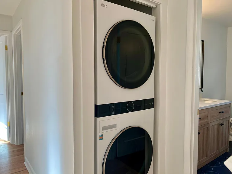 1008 Icel Ct NE — Photo 15