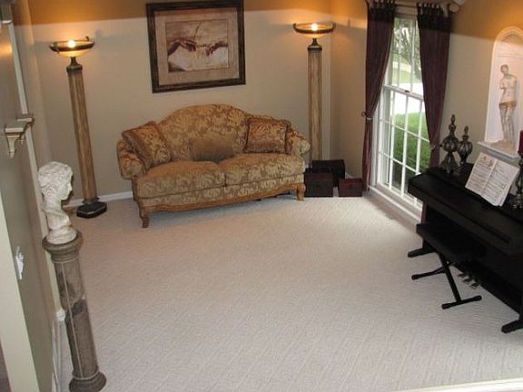 2nd image of 1203 W Haven Dr