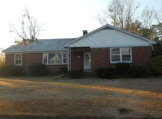 800 Parrott Ave, Kinston, NC 28501