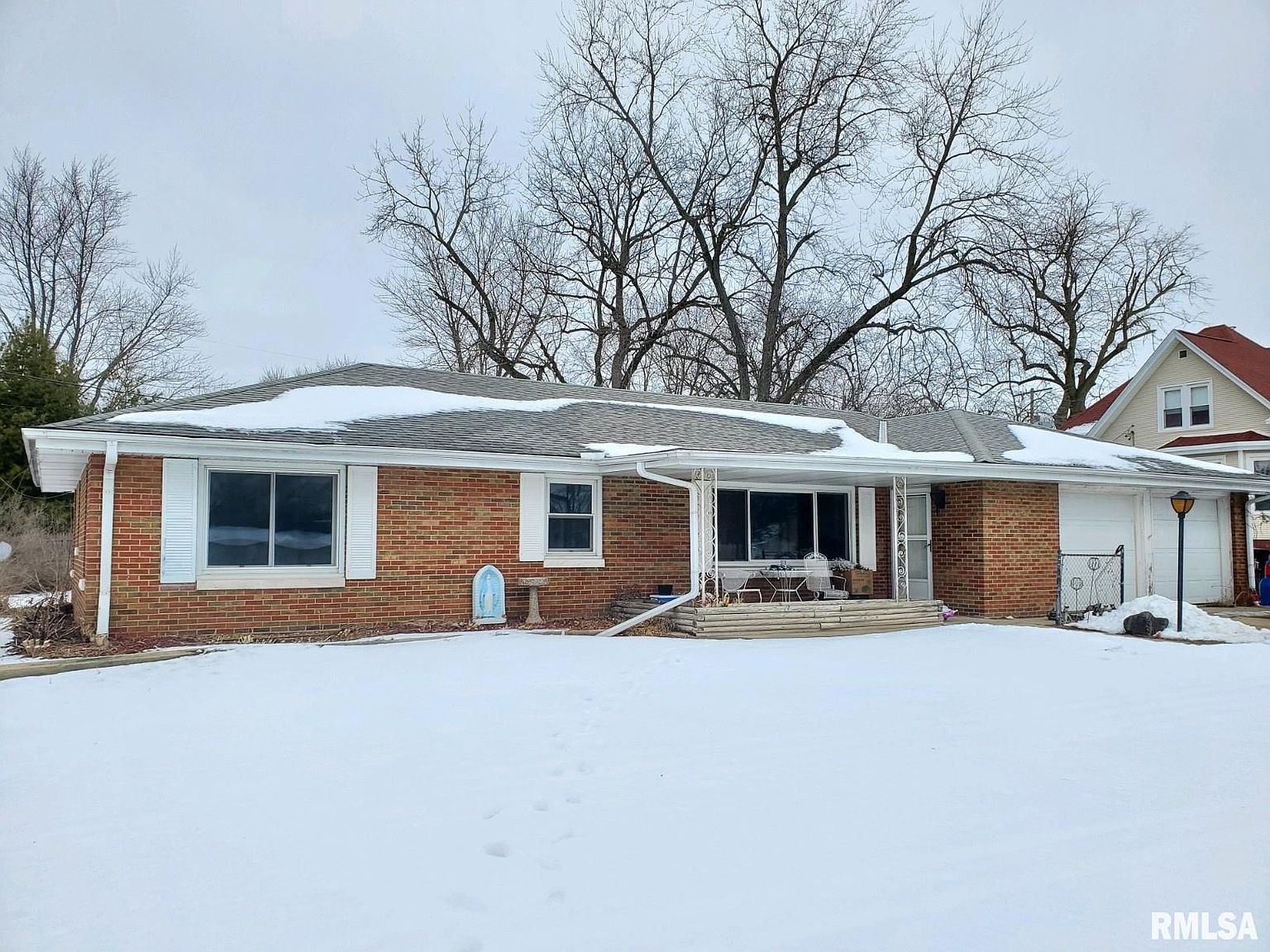 821 W Northmoor Rd, Peoria, IL 61614 Zillow