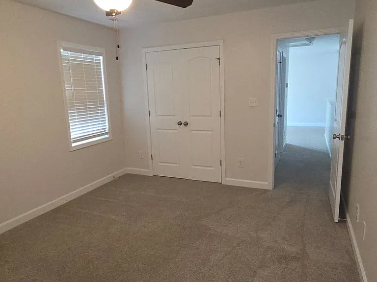 106 Lark Ct — Photo 15