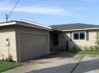 31 Gardenia Ln, Hollister, CA 95023