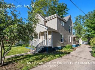 533 Norwood Ave SE, Grand Rapids, MI 49506