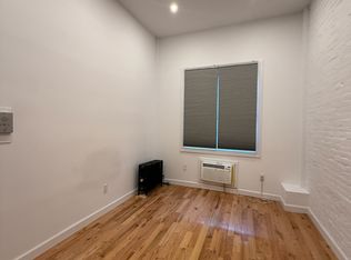 763 Washington St APT 4, New York, NY 10014