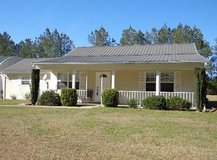 6374 Perfect Acres Rd, Milton, FL 32565