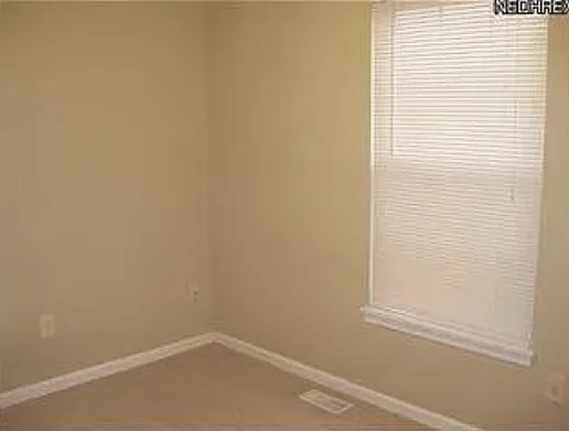 5526 Grey Dr — Photo 10