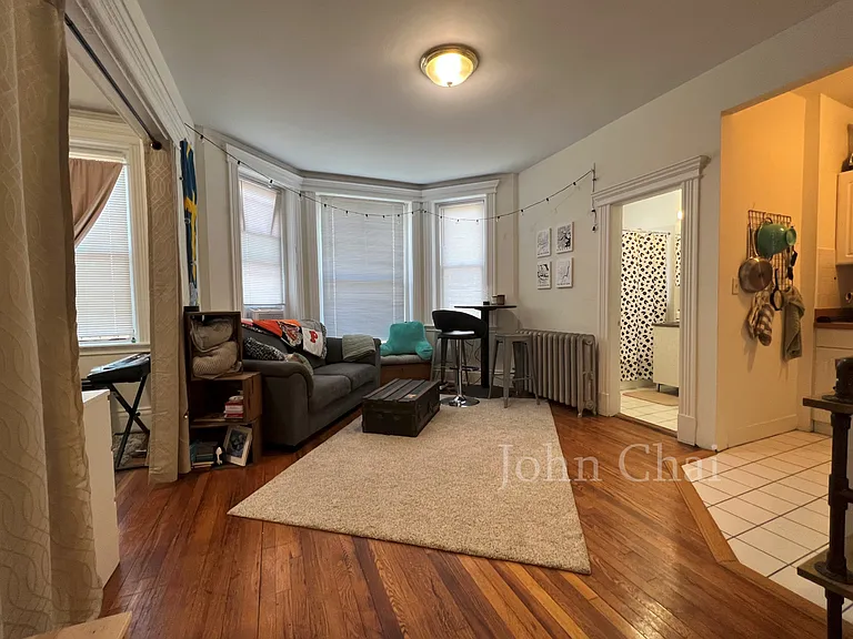 1292 Commonwealth Ave #A — Photo 3