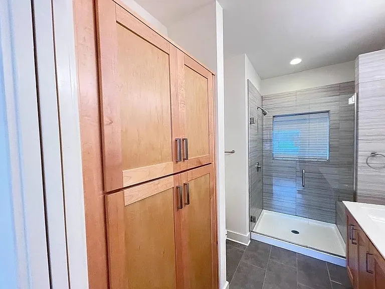 2101 Montopolis Dr #20 — Photo 19