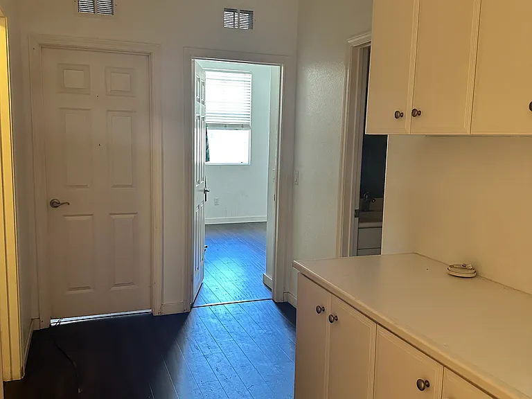 708 Portside Pl — Photo 17