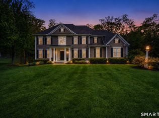 16 Sweetheart Mountain Rd, Collinsville, CT 06019